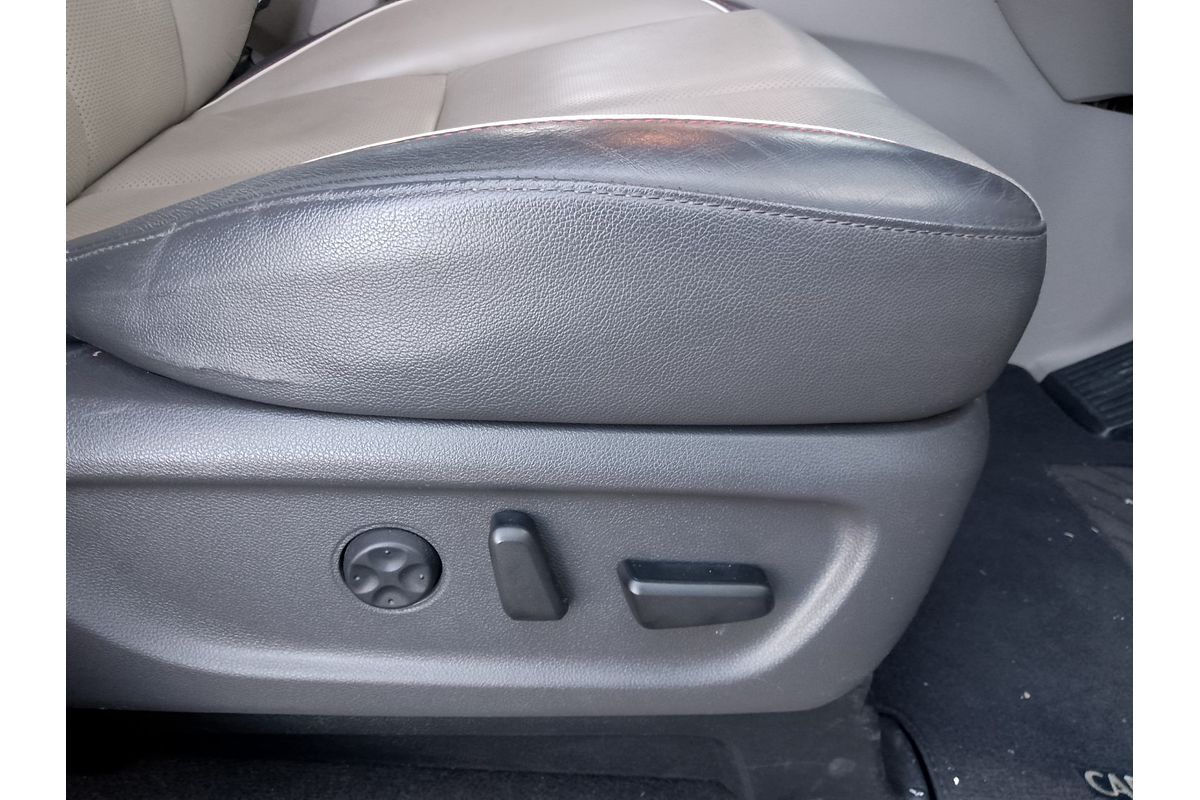 2016 Kia Carnival Platinum YP