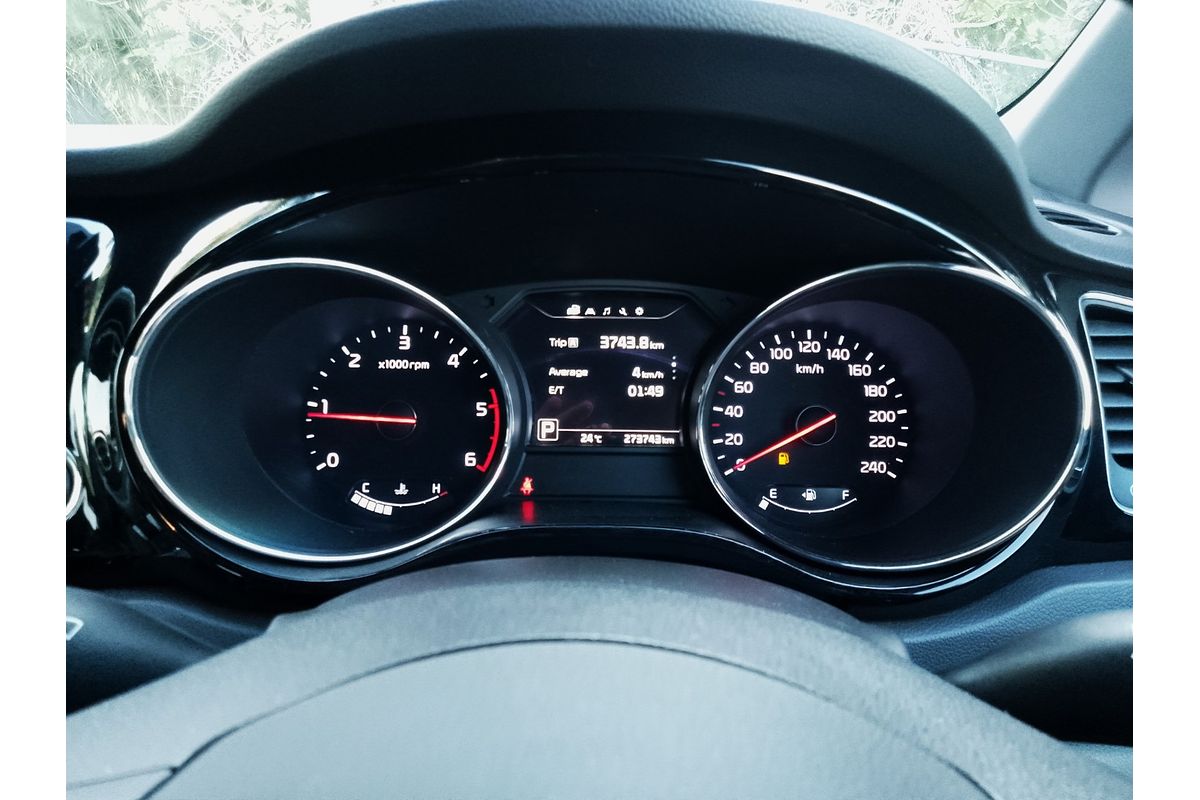 2016 Kia Carnival Platinum YP