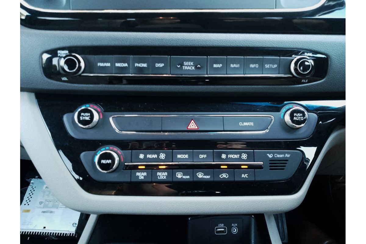 2016 Kia Carnival Platinum YP