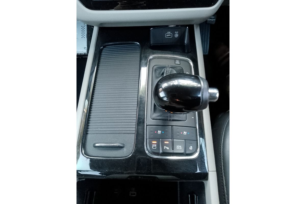 2016 Kia Carnival Platinum YP