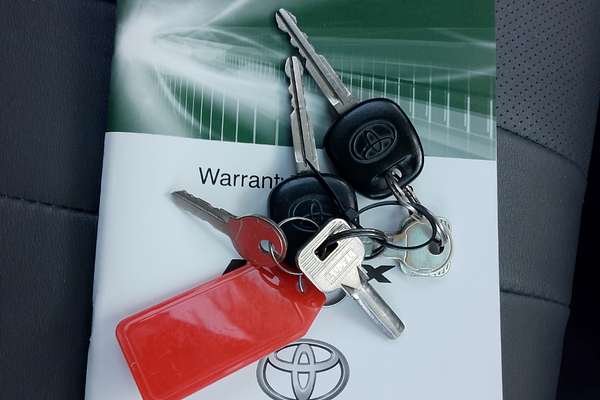 2014 Toyota Hilux Workmate TGN16R Rear Wheel Drive