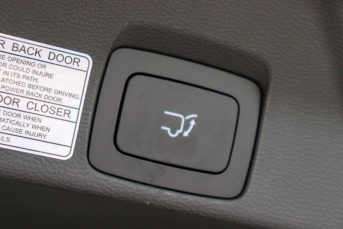 2025 LDV D90 Executive SV9A
