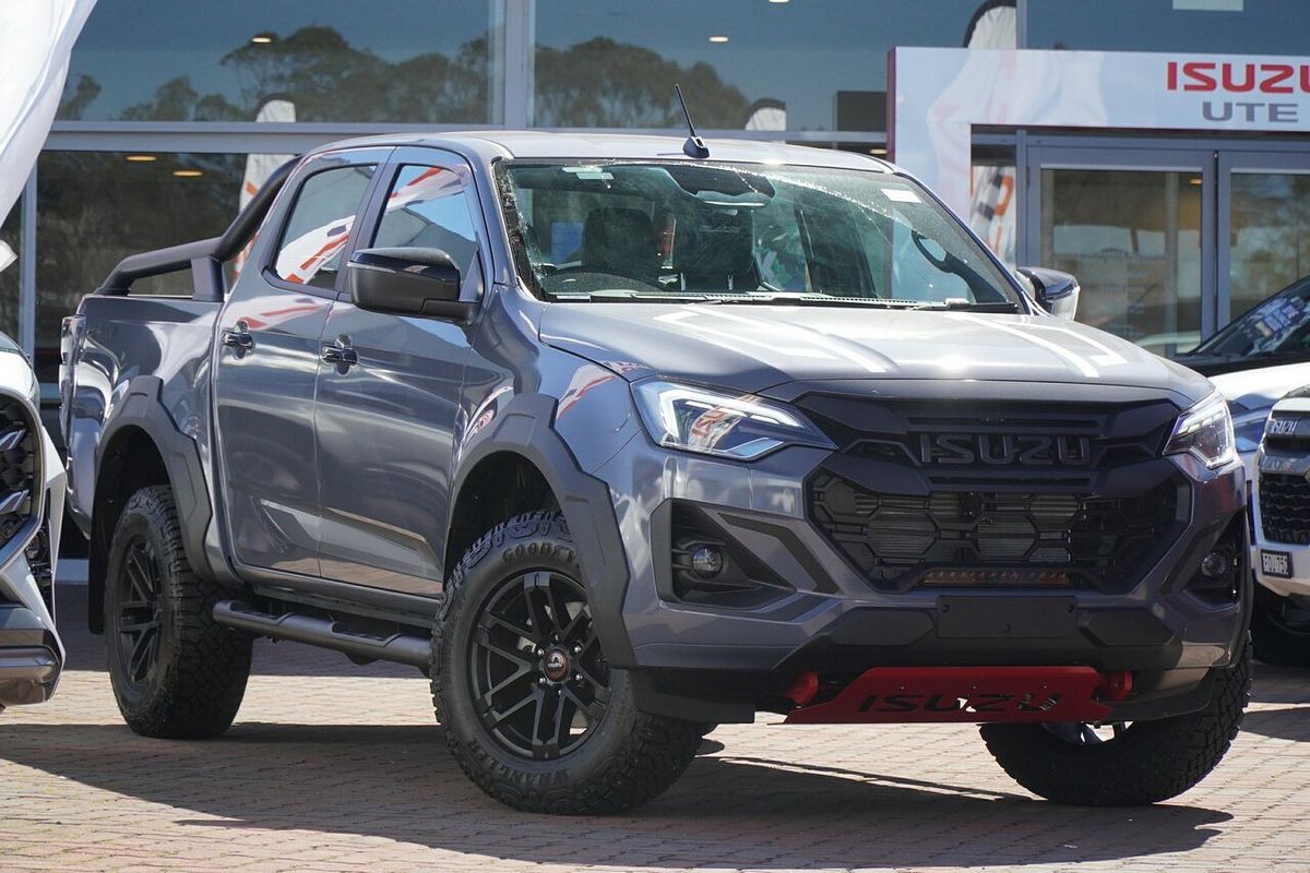 2025 Isuzu D-MAX BLADE 4X4