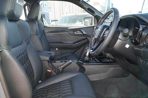 2025 Isuzu D-MAX BLADE 4X4