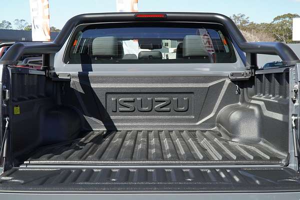 2025 Isuzu D-MAX BLADE 4X4