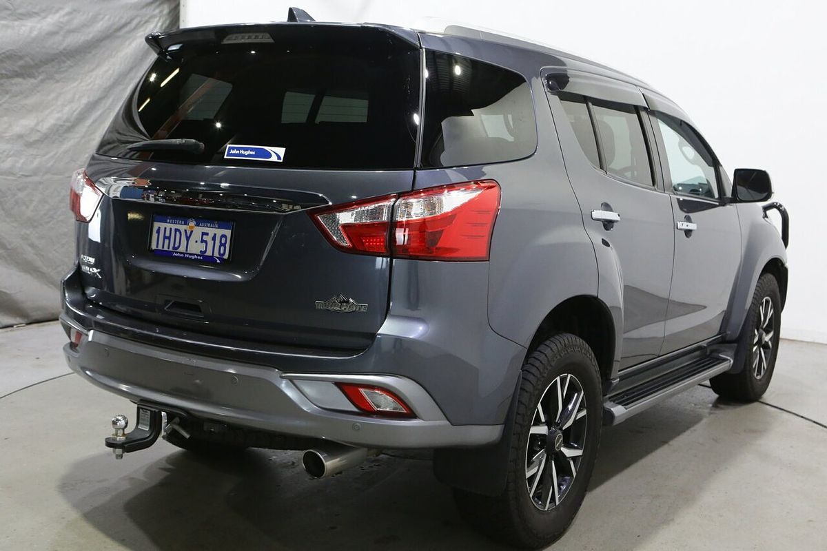 2020 Isuzu MU-X LS-T
