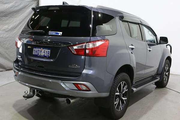 2020 Isuzu MU-X LS-T