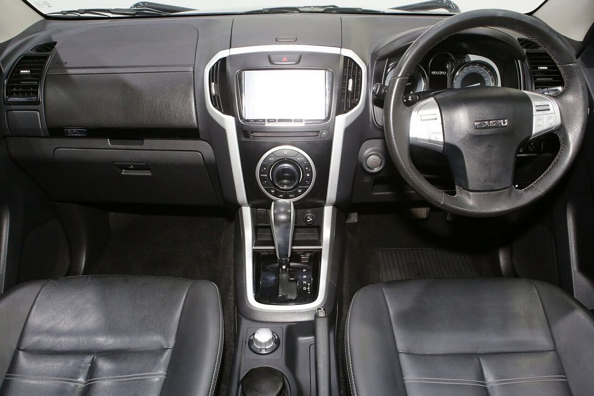 2020 Isuzu MU-X LS-T