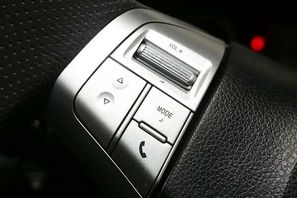 2020 Isuzu MU-X LS-T