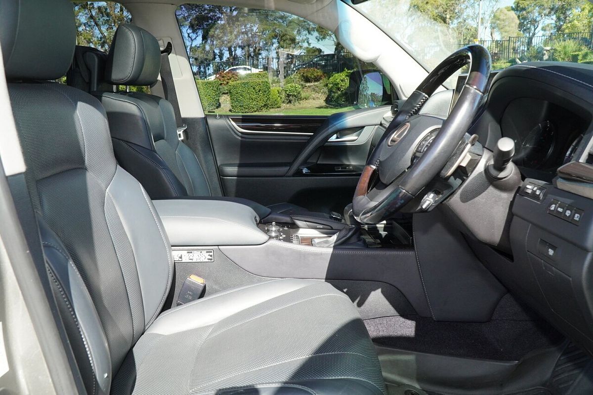 2017 Lexus LX LX570 URJ201R