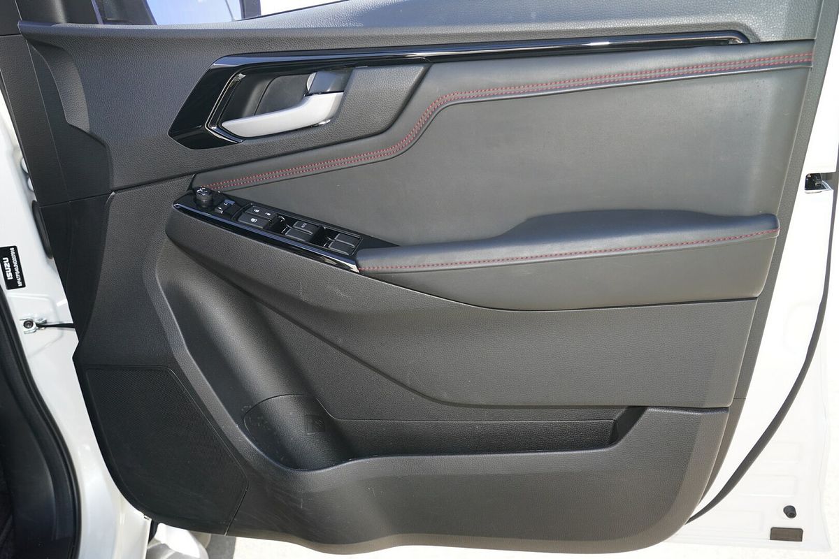 2022 Isuzu D-MAX X-TERRAIN 4X4