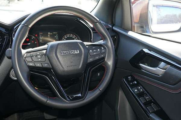 2022 Isuzu D-MAX X-TERRAIN 4X4