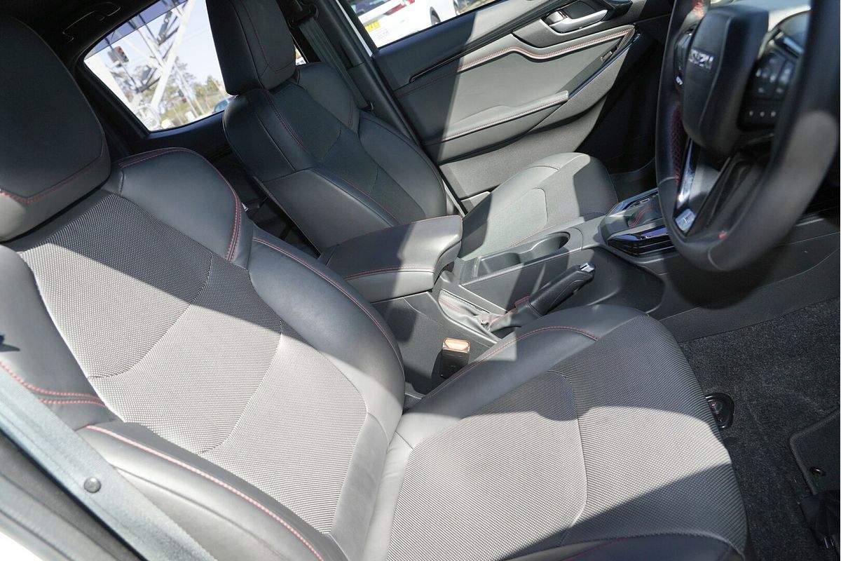 2022 Isuzu D-MAX X-TERRAIN 4X4