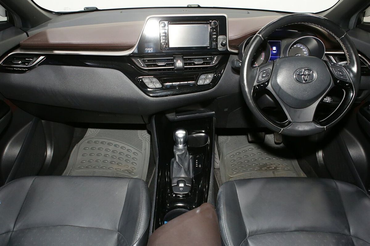 2017 Toyota C-HR Koba NGX10R