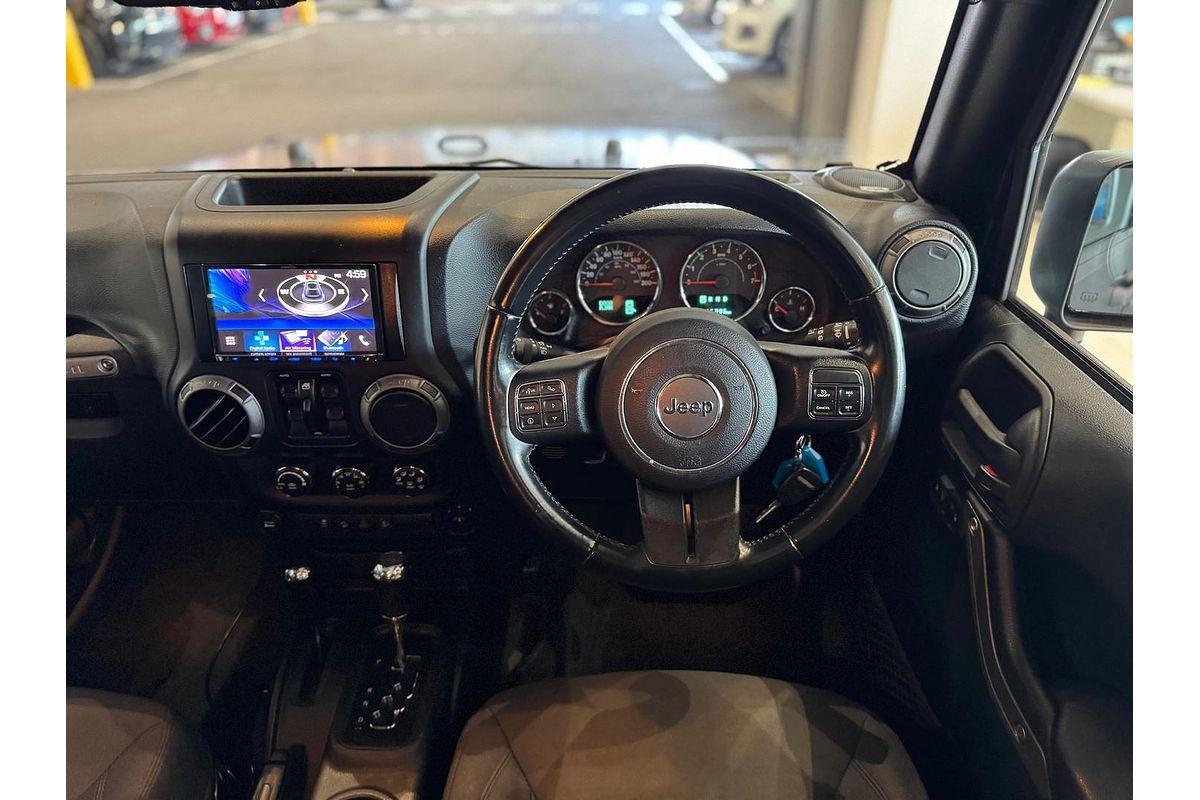 2017 Jeep Wrangler Unlimited Sport JK