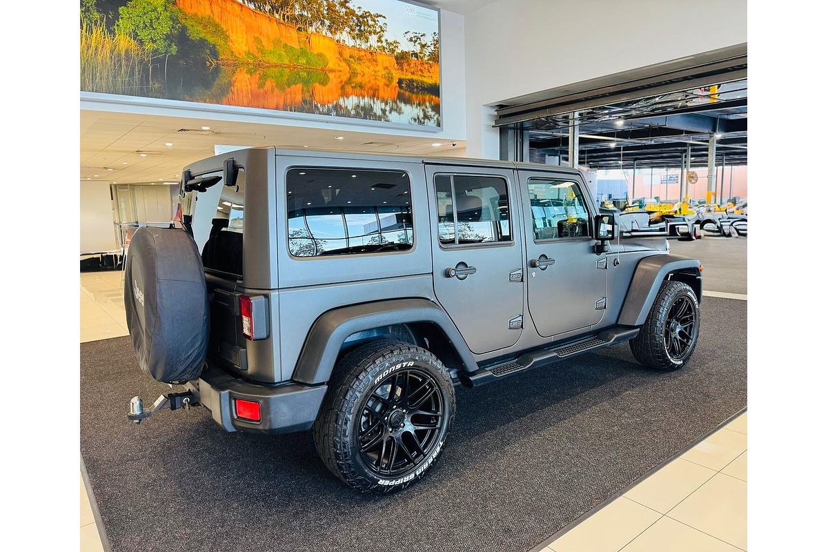 2017 Jeep Wrangler Unlimited Sport JK
