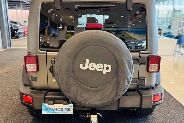 2017 Jeep Wrangler Unlimited Sport JK