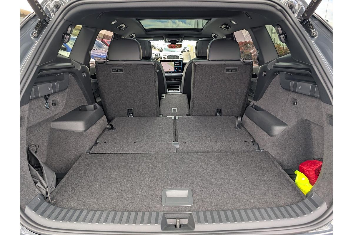 2025 Volkswagen Tayron 195TSI R-Line R4