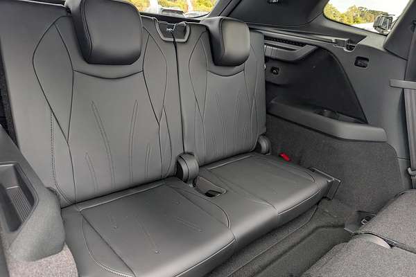 2025 Volkswagen Tayron 195TSI R-Line R4