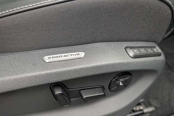 2025 Volkswagen Tayron 195TSI R-Line R4