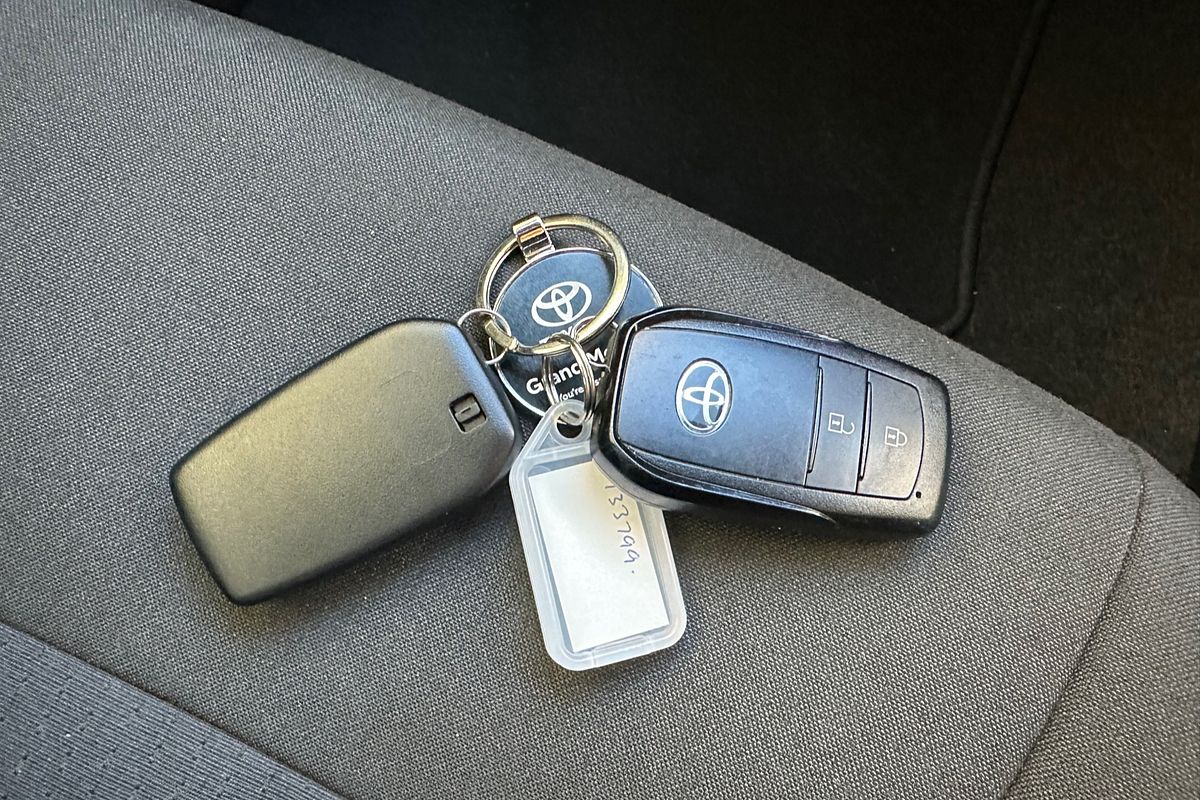 2024 Toyota Corolla Ascent Sport Hybrid ZWE219R