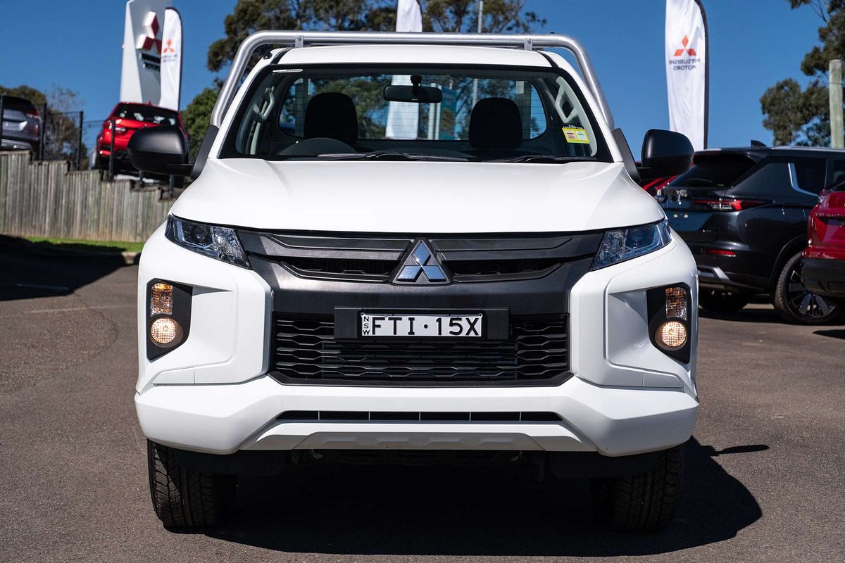 2025 Mitsubishi Triton GLX MV 4X4