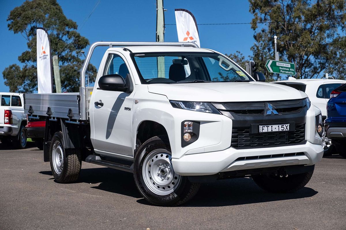 2025 Mitsubishi Triton GLX MV 4X4