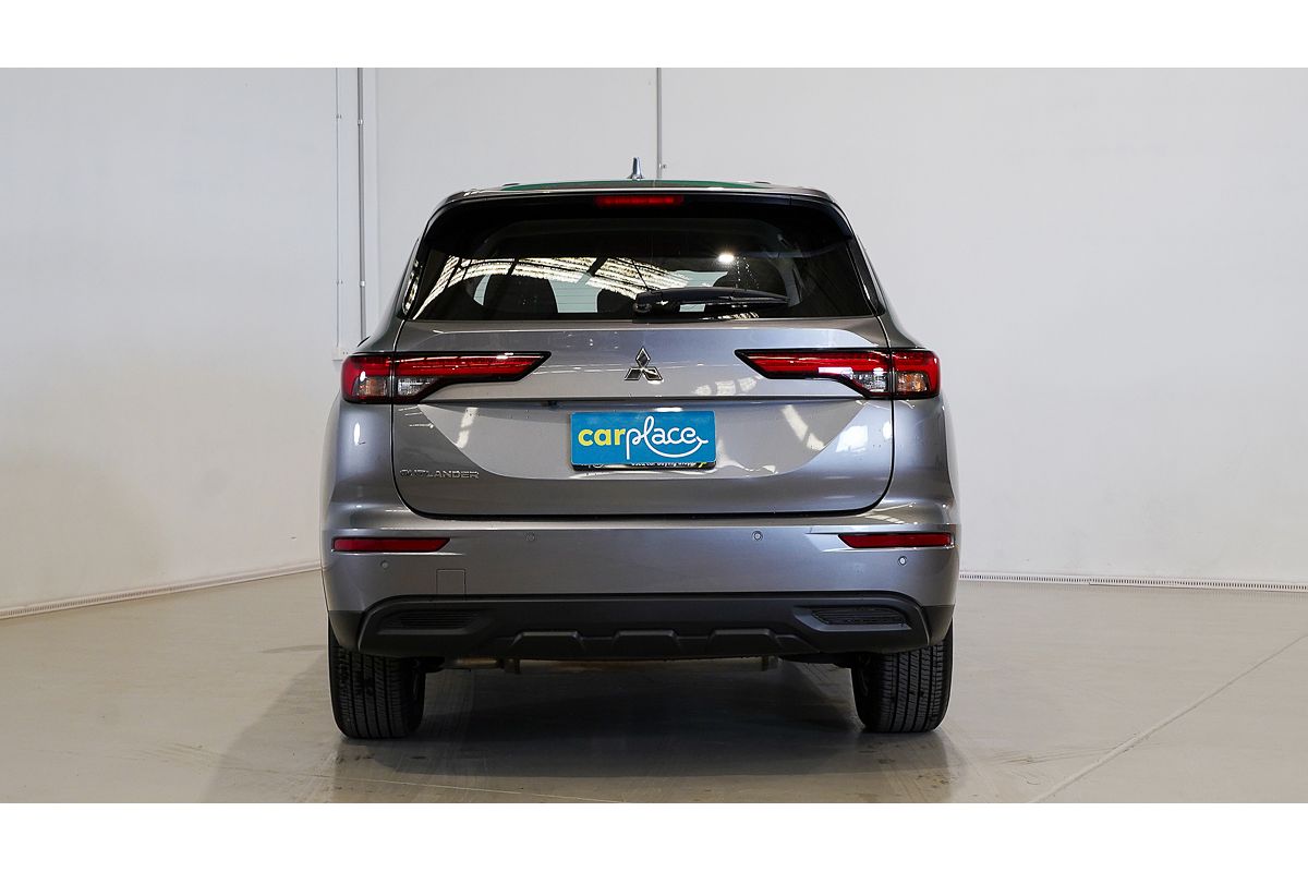 2023 Mitsubishi Outlander ES ZM