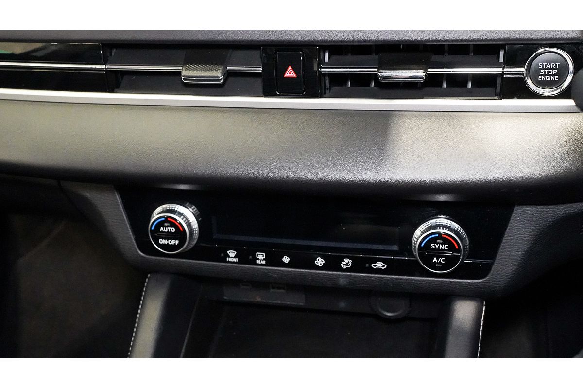 2023 Mitsubishi Outlander ES ZM