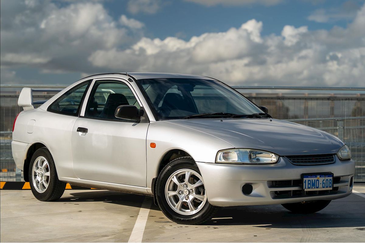 2003 Mitsubishi Lancer GLi CE2