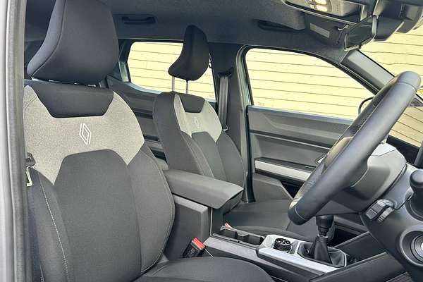 2025 Renault Duster Evolution X1311