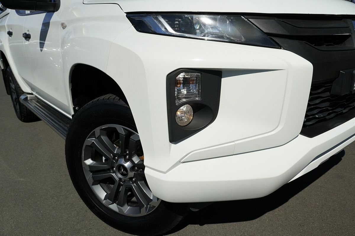 2019 Mitsubishi Triton GLX MR 4X4