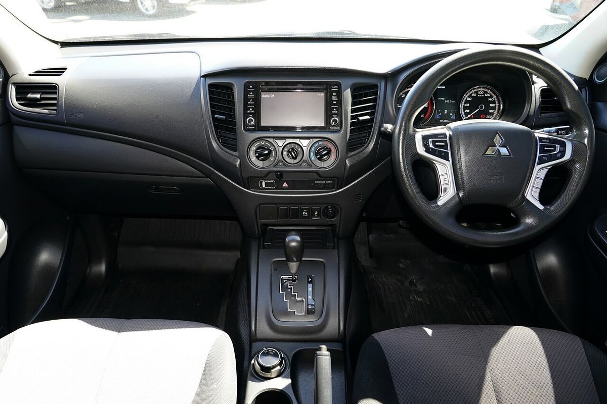2019 Mitsubishi Triton GLX MR 4X4