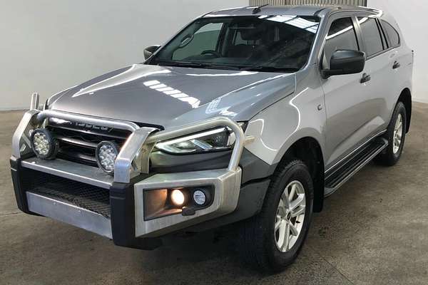 2022 Isuzu MU-X LS-M
