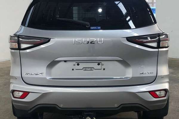 2022 Isuzu MU-X LS-M