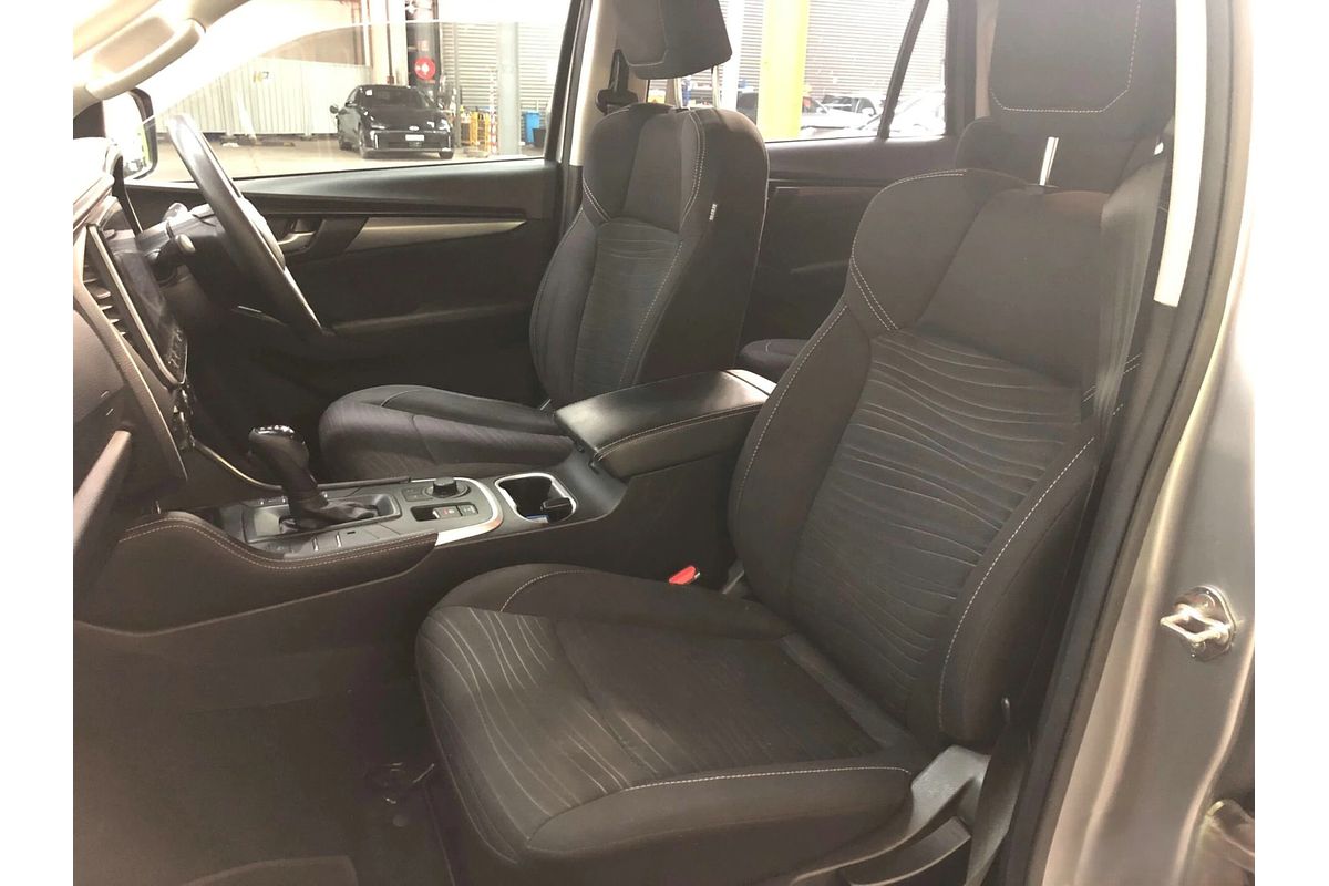 2022 Isuzu MU-X LS-M