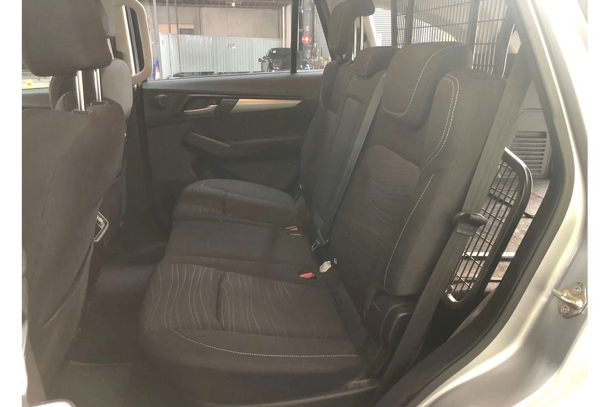2022 Isuzu MU-X LS-M