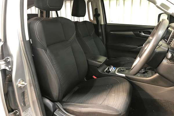 2022 Isuzu MU-X LS-M