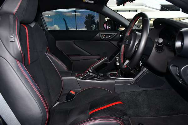 2022 Subaru BRZ S ZD8