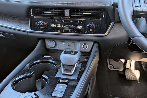 2024 Nissan X-TRAIL Ti-L T33