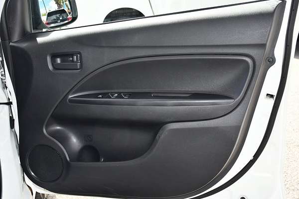 2017 Mitsubishi Mirage ES LA