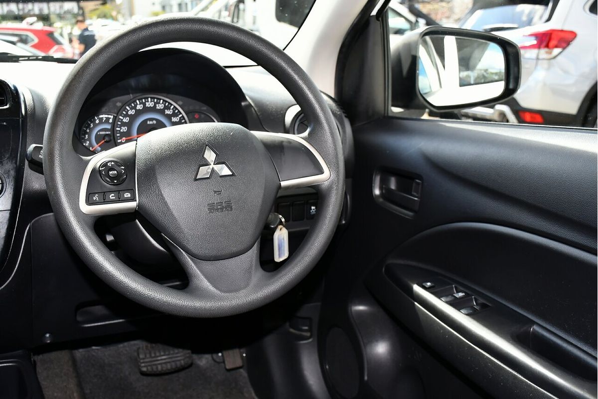 2017 Mitsubishi Mirage ES LA