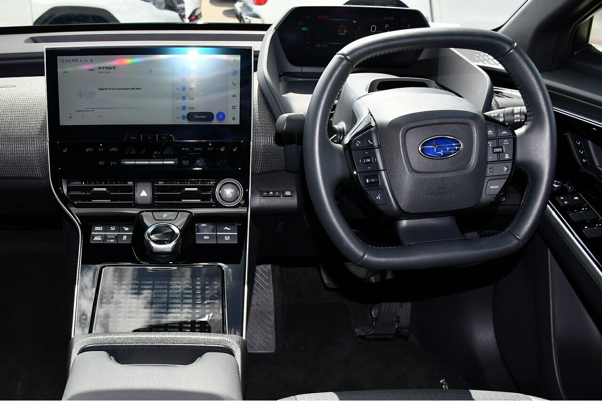 2024 Subaru Solterra AWD Touring E1-1