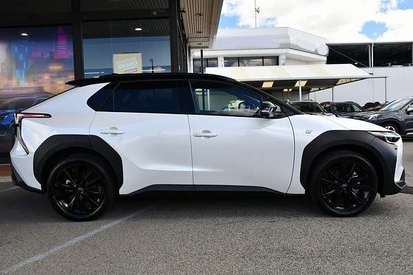 2024 Subaru Solterra AWD Touring E1-1
