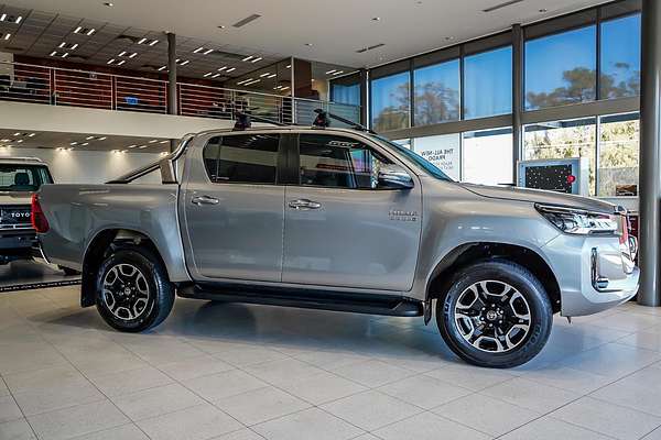 2021 Toyota Hilux SR5 GUN126R 4X4