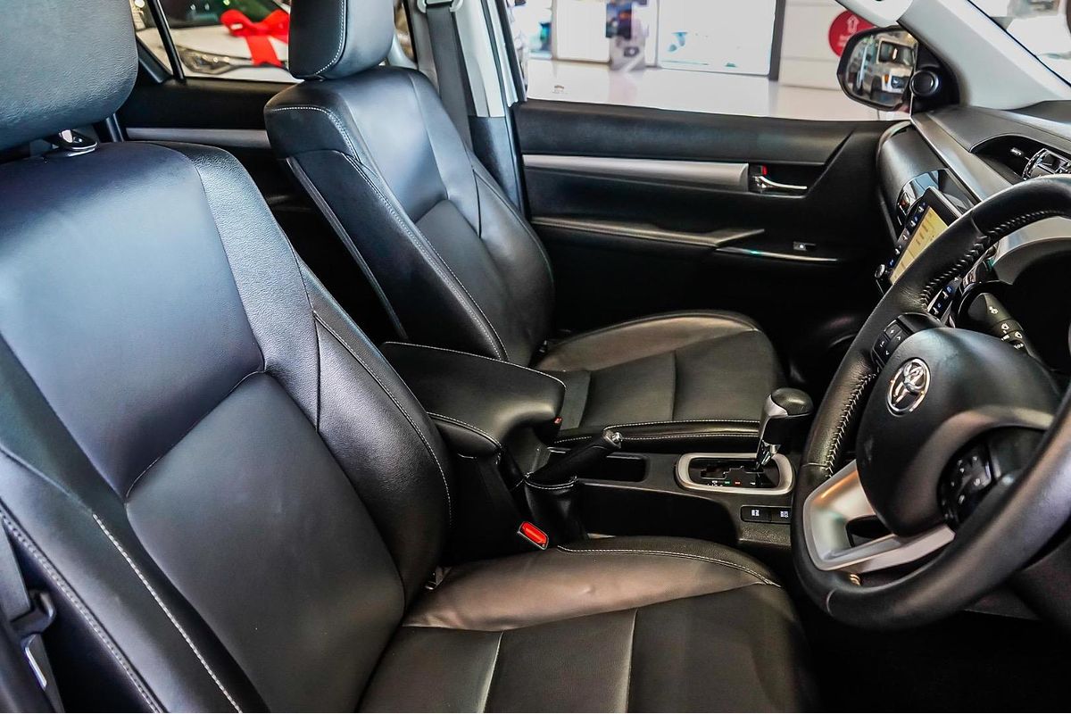 2021 Toyota Hilux SR5 GUN126R 4X4