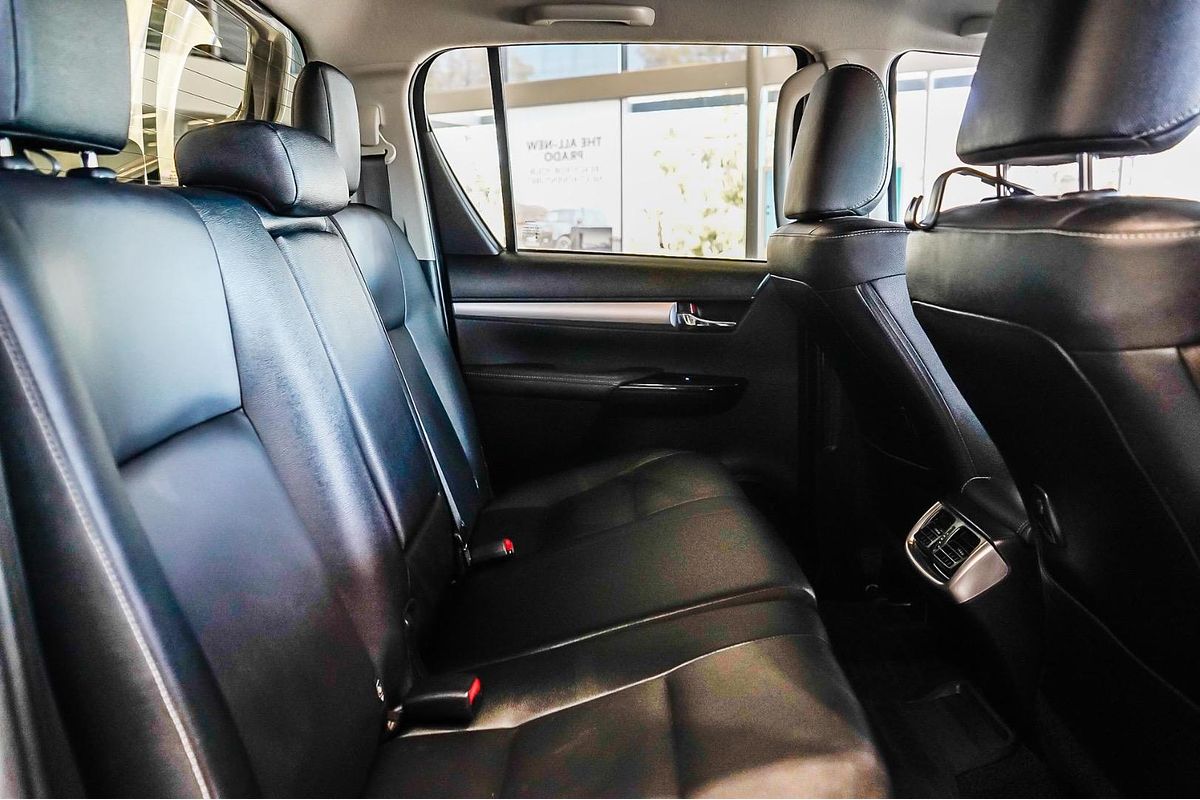 2021 Toyota Hilux SR5 GUN126R 4X4