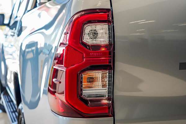2021 Toyota Hilux SR5 GUN126R 4X4