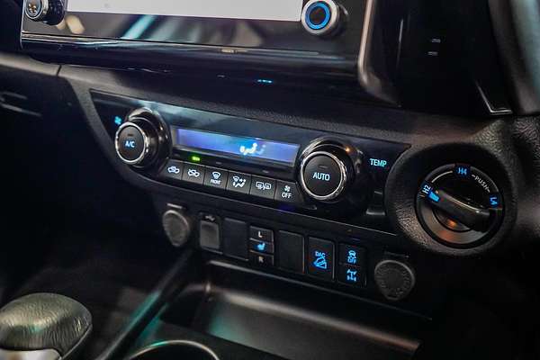 2021 Toyota Hilux SR5 GUN126R 4X4