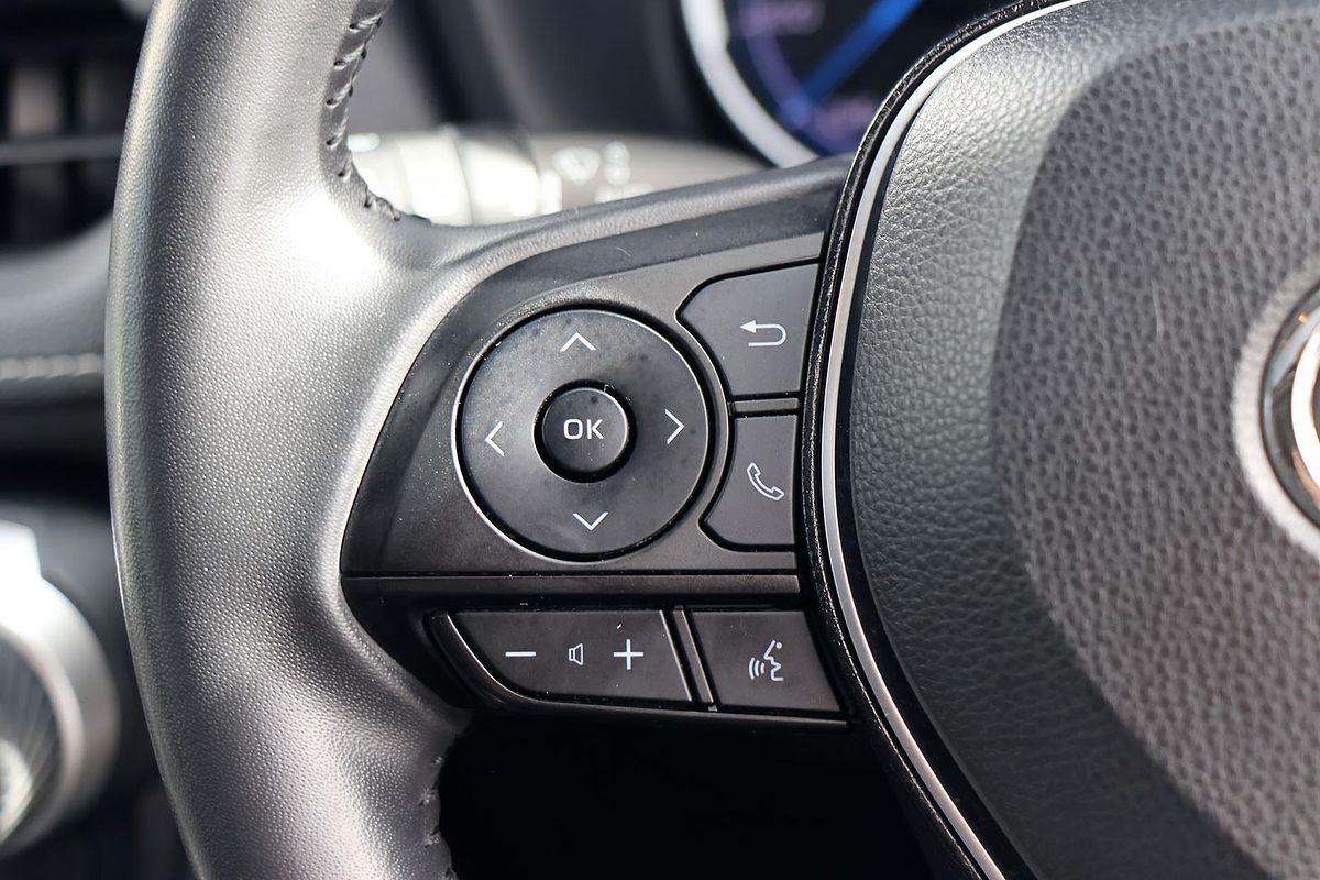 2020 Toyota RAV4 Cruiser AXAH54R